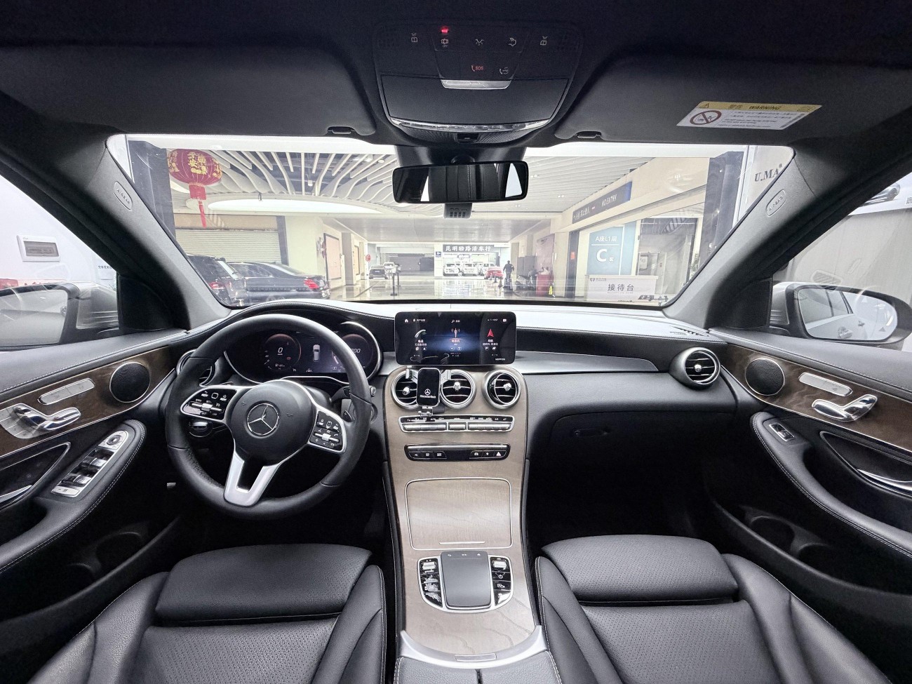 Mercedes-Benz GLC 300 L 2019