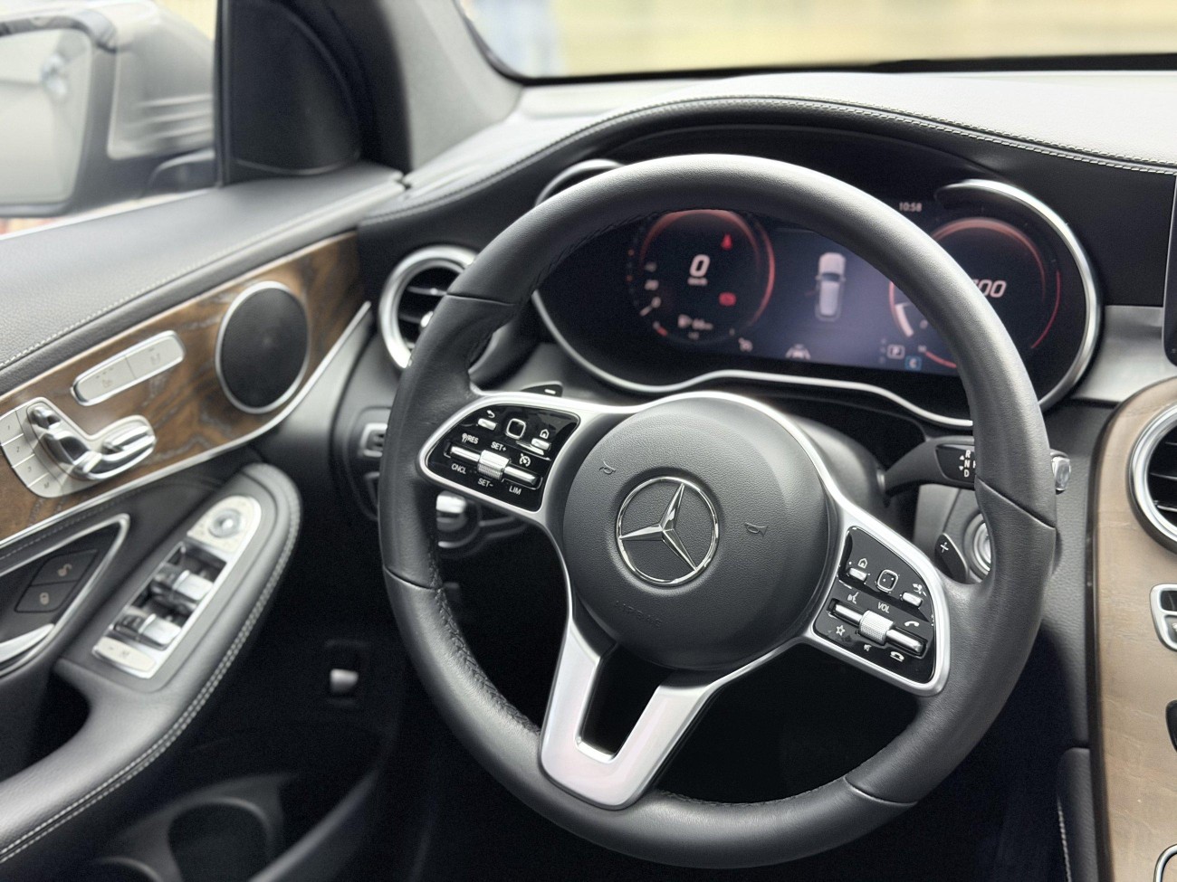 Mercedes-Benz GLC 300 L 2019