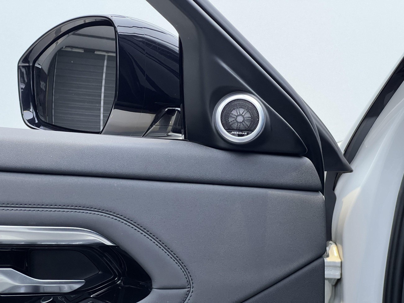 Land Rover Range Rover 2023