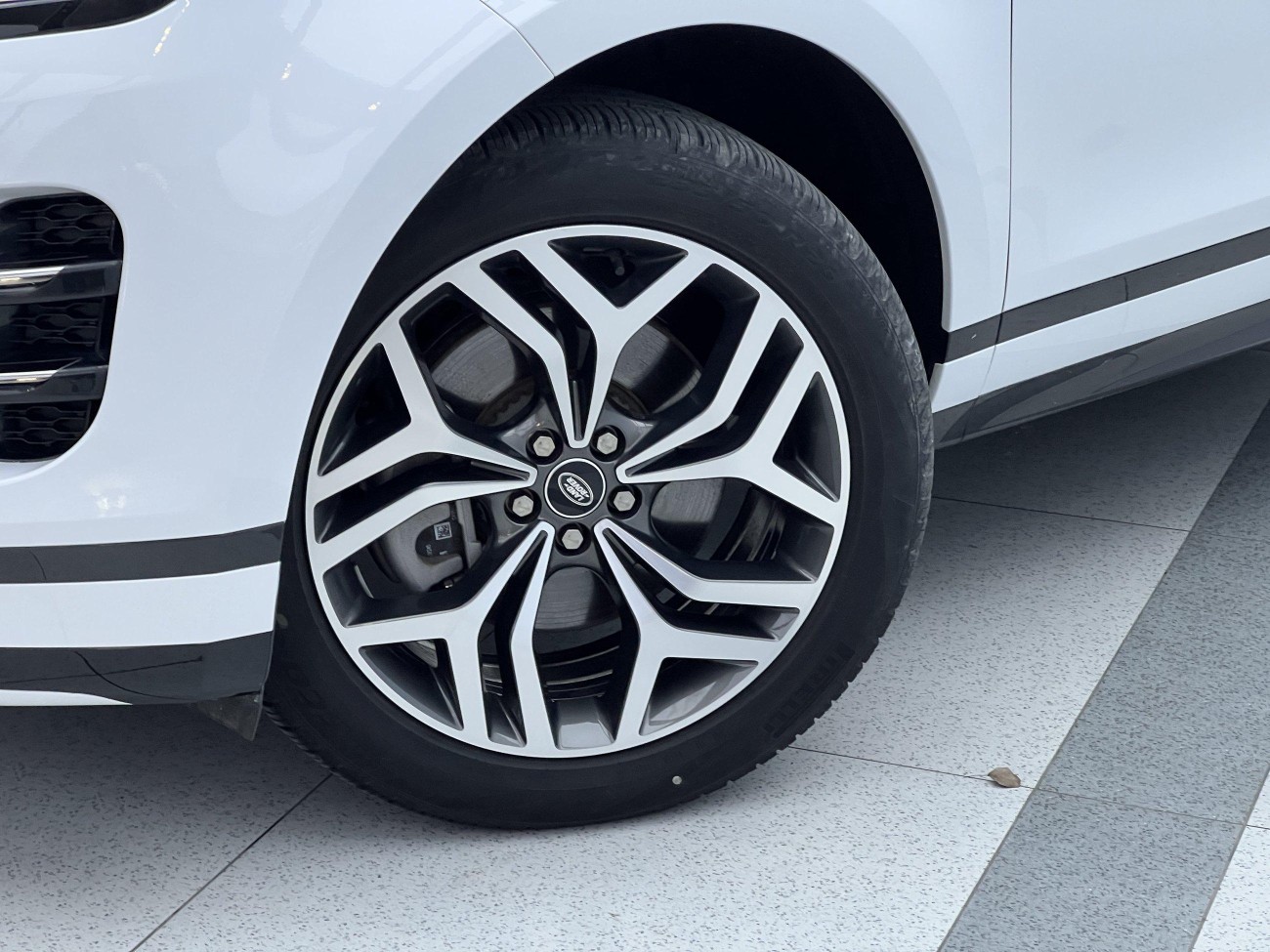 Land Rover Range Rover 2023