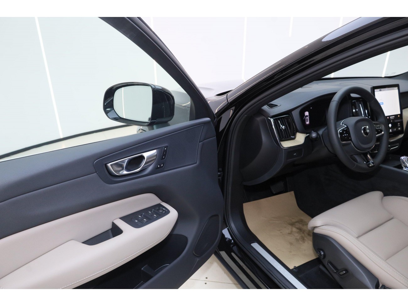 Volvo XC60 2026