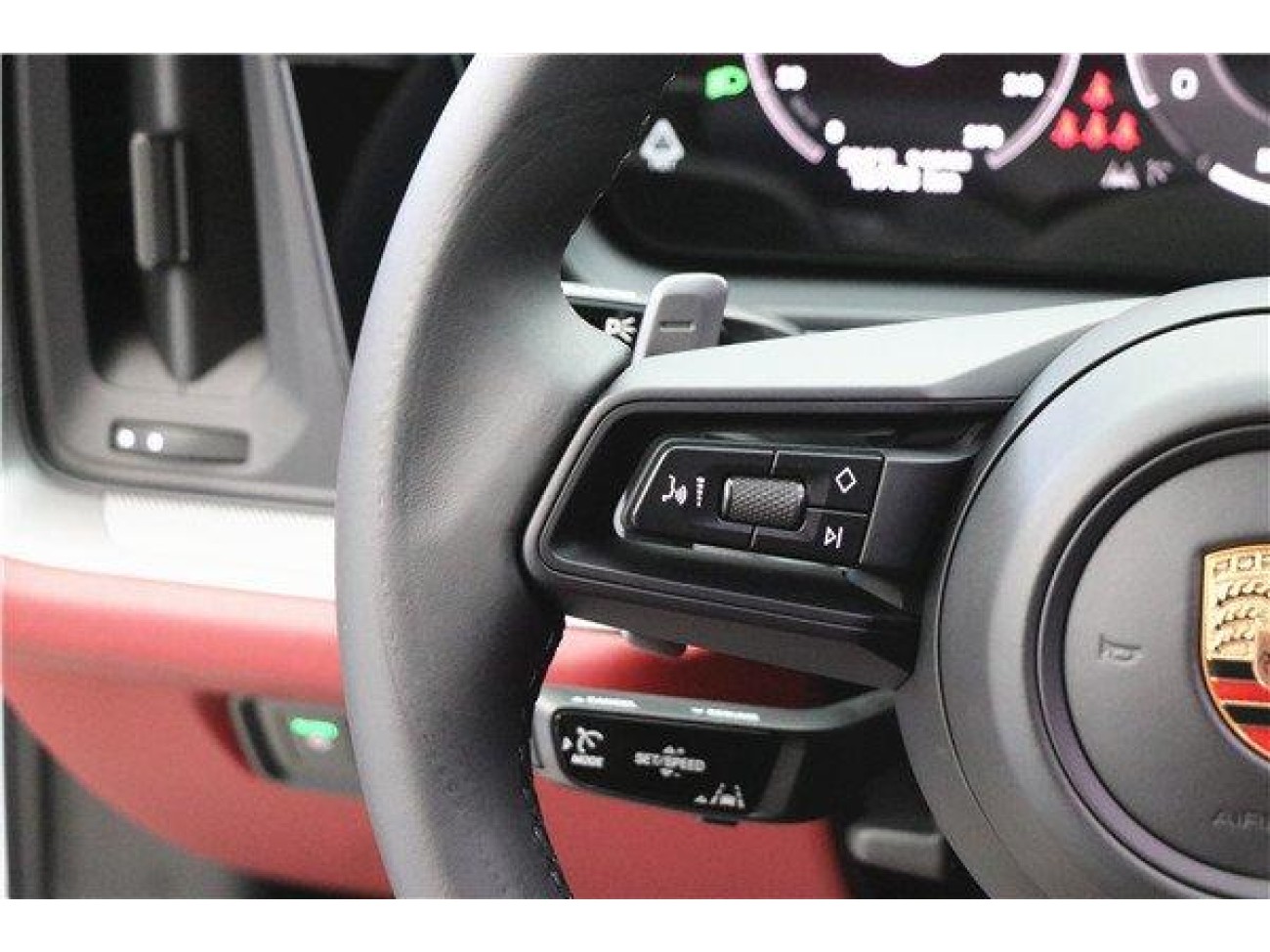 Porsche Cayenne 2023