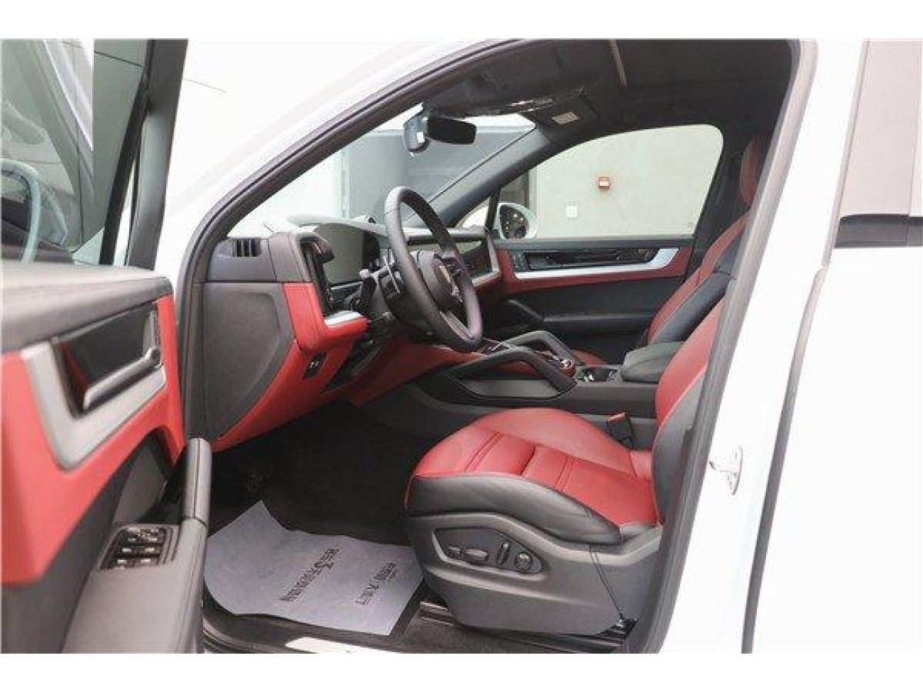 Porsche Cayenne 2023