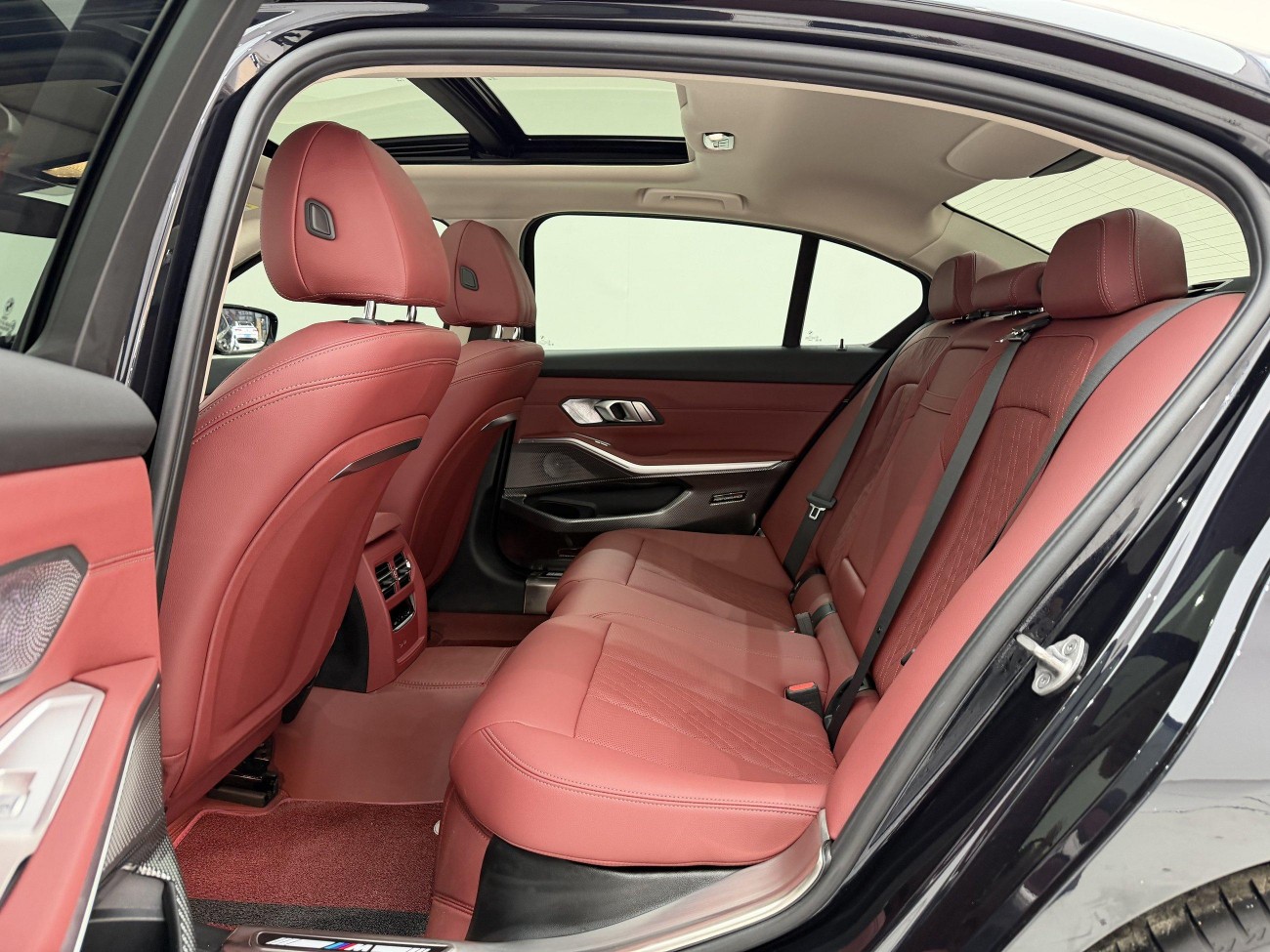 BMW 325Li 2024