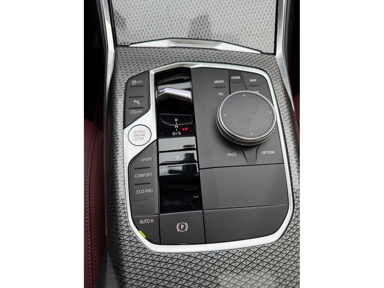 BMW 325Li 2024
