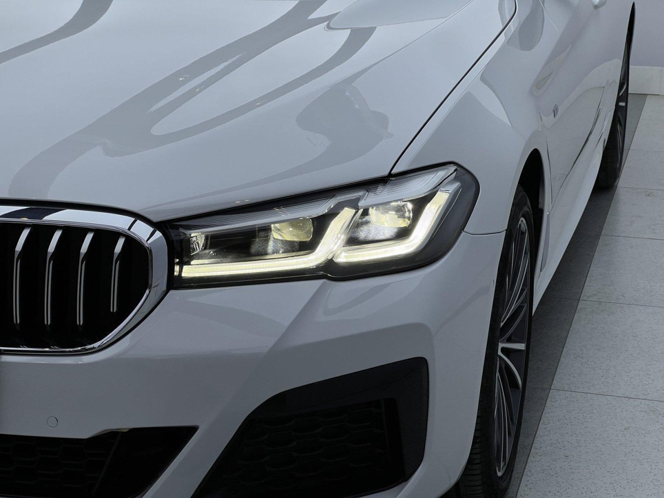 BMW 530Li 2021