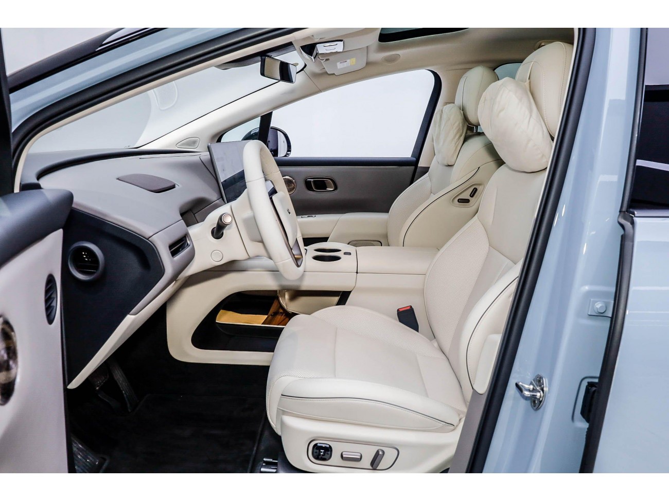 Li Auto i8 2025