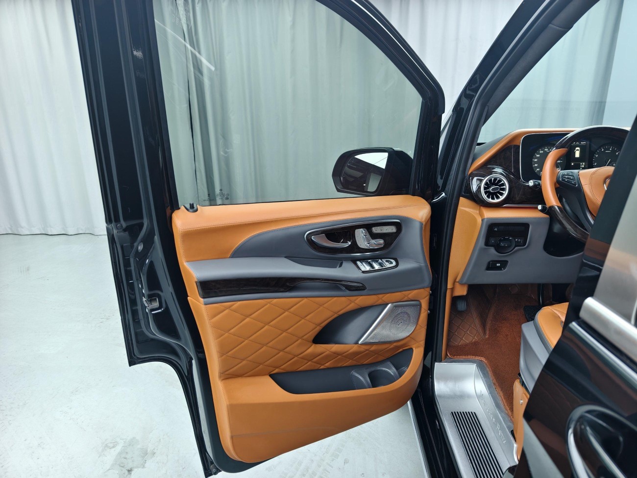 Mercedes-Benz 2023 2023