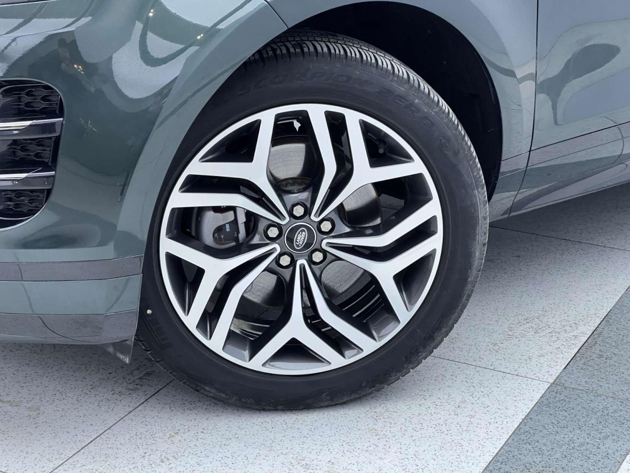Land Rover Range Rover 2024