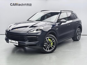 Porsche Cayenne 2021