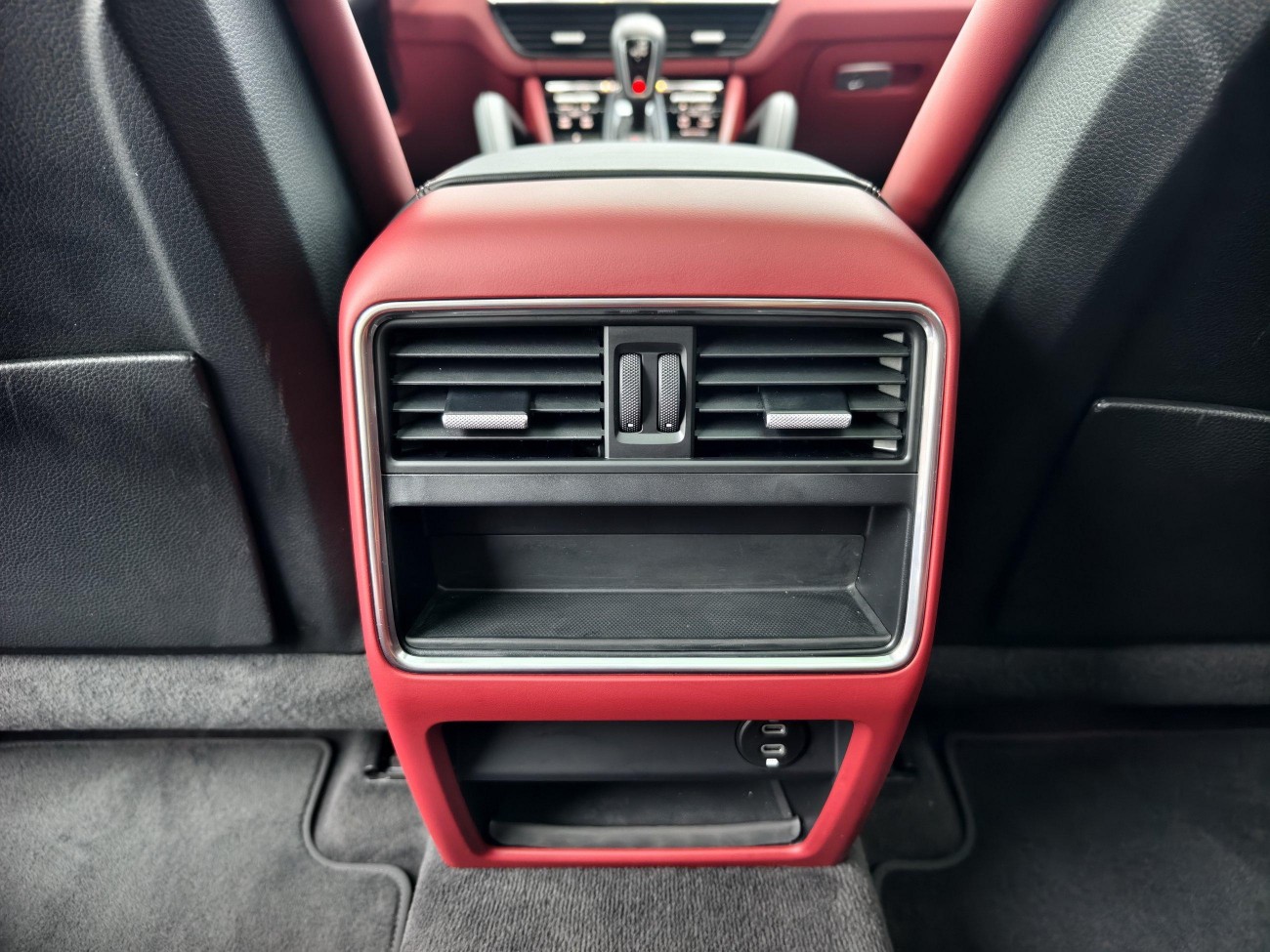 Porsche Cayenne 2021