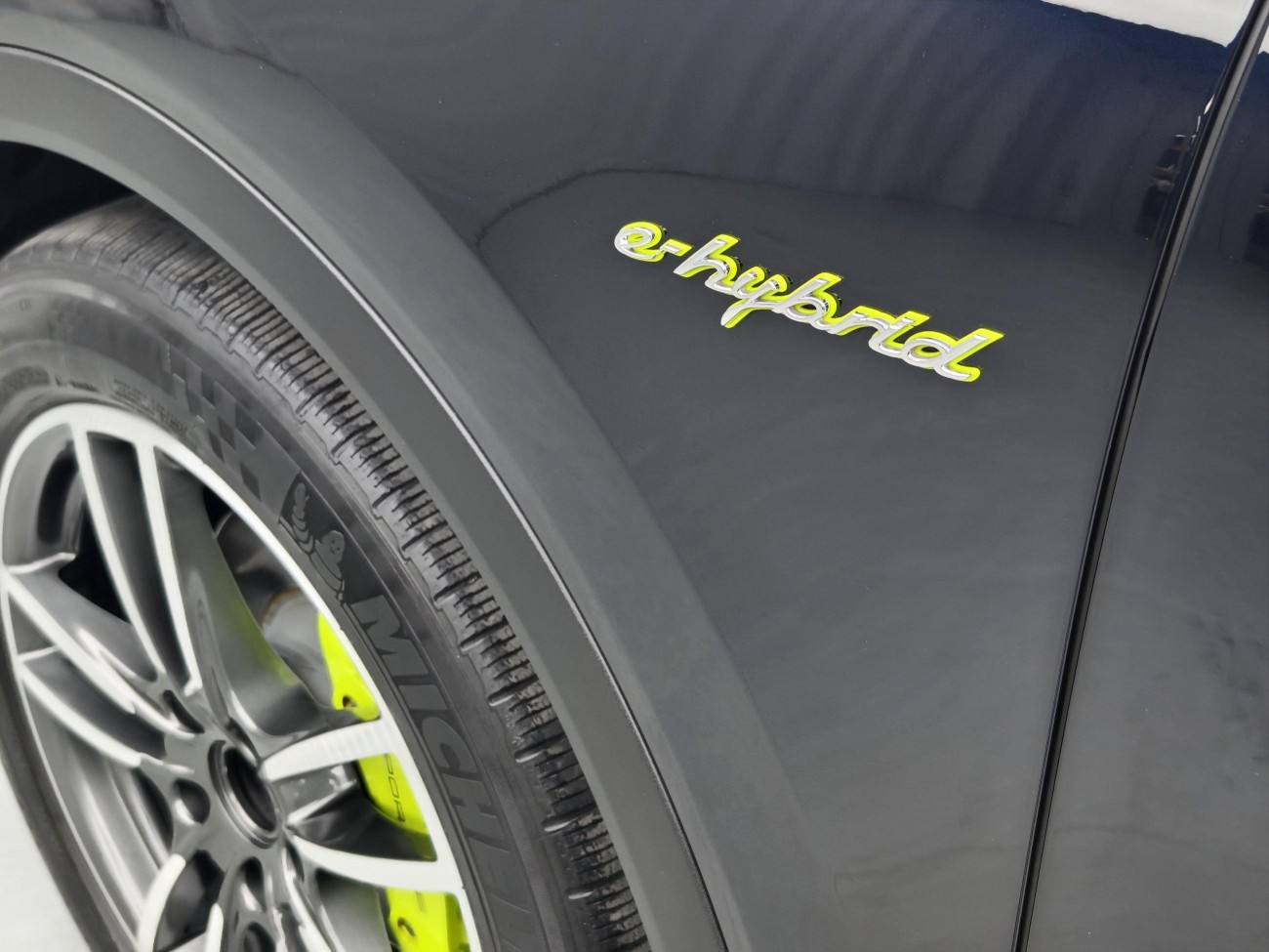 Porsche Cayenne 2021