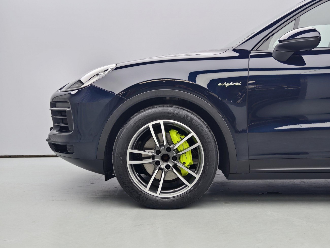 Porsche Cayenne 2021