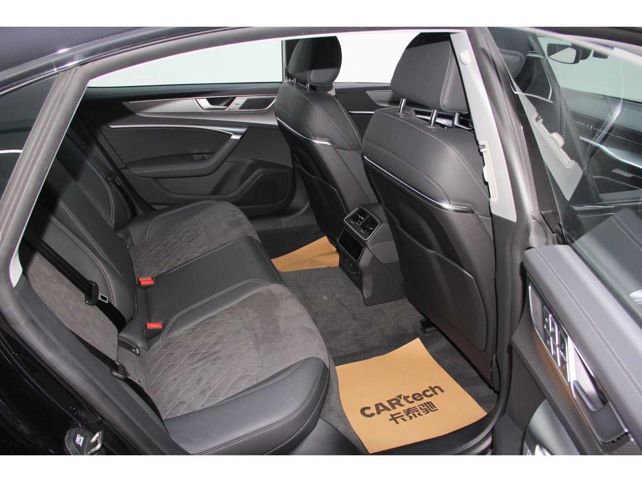 Audi A7L 45 TFSI 2025