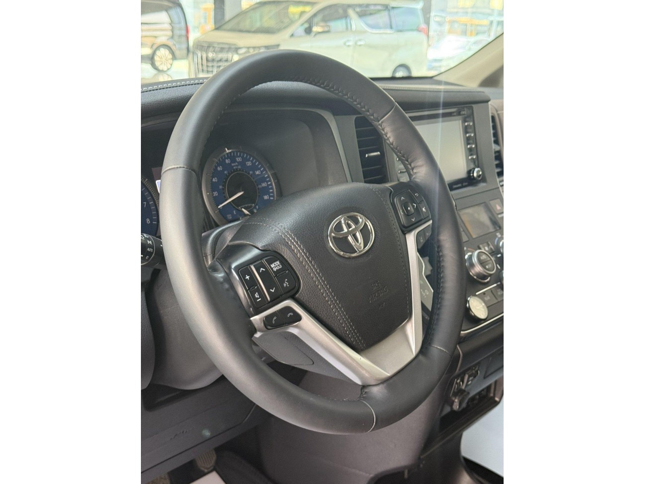 Toyota Sienna 2019