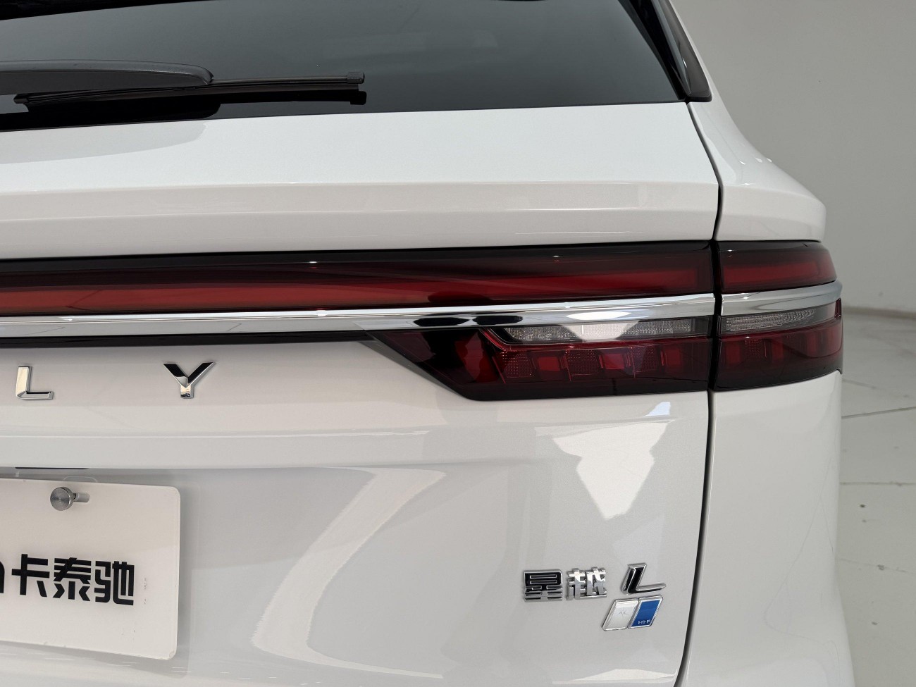 Geely Xingyue L 2025