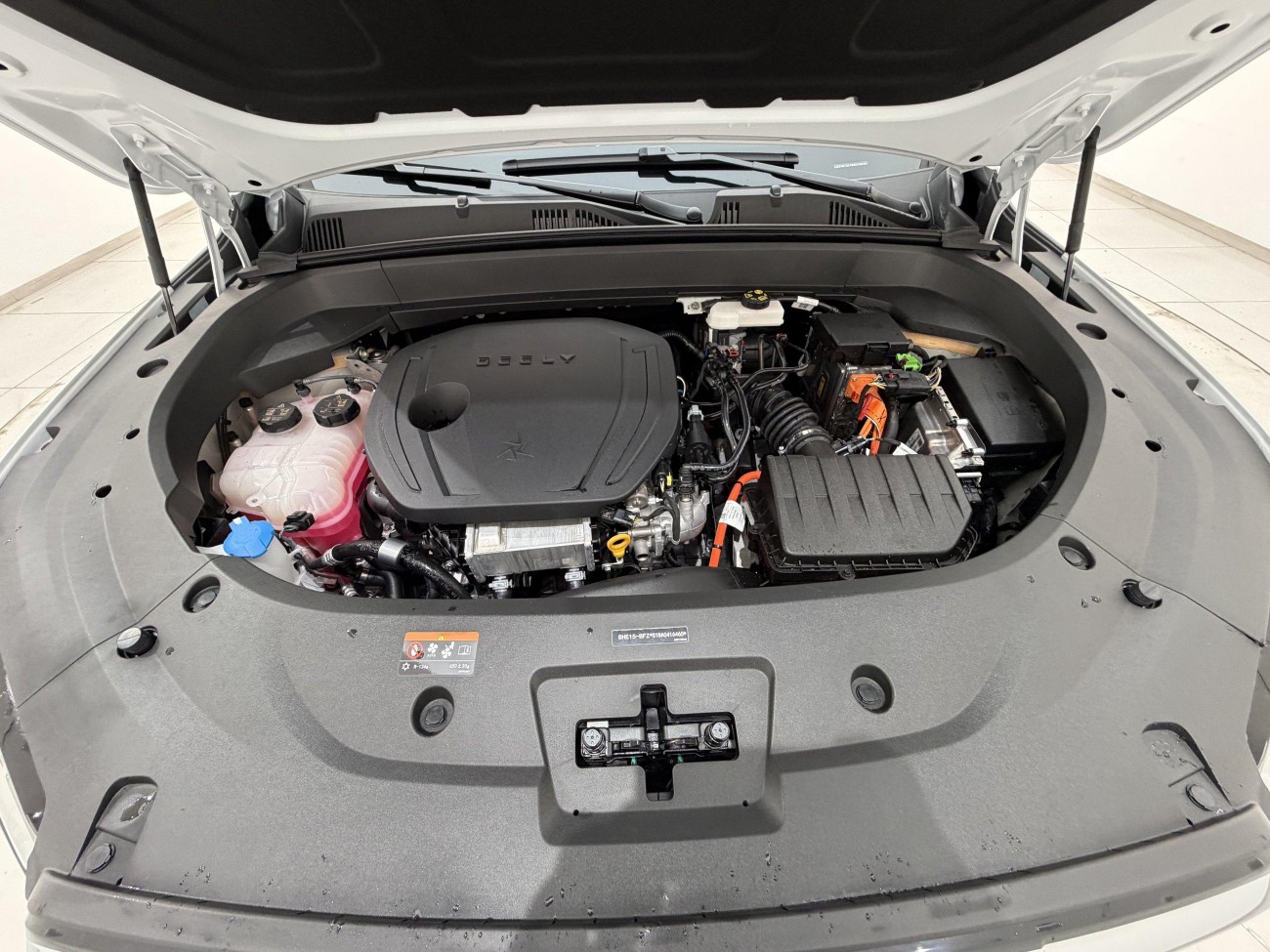 Geely Xingyue L 2025