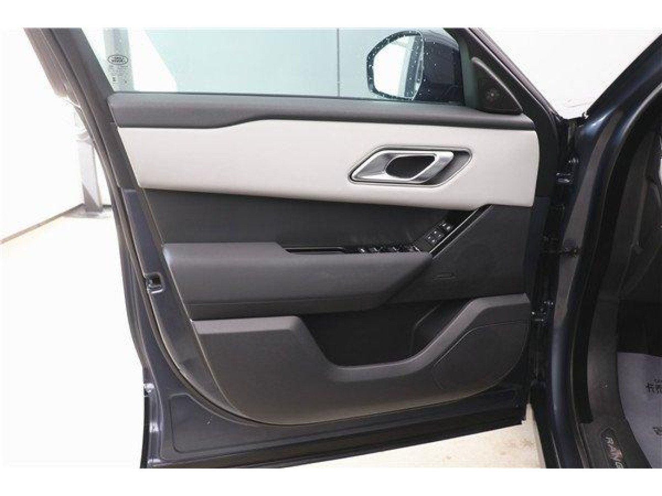 Land Rover Range Rover 2023