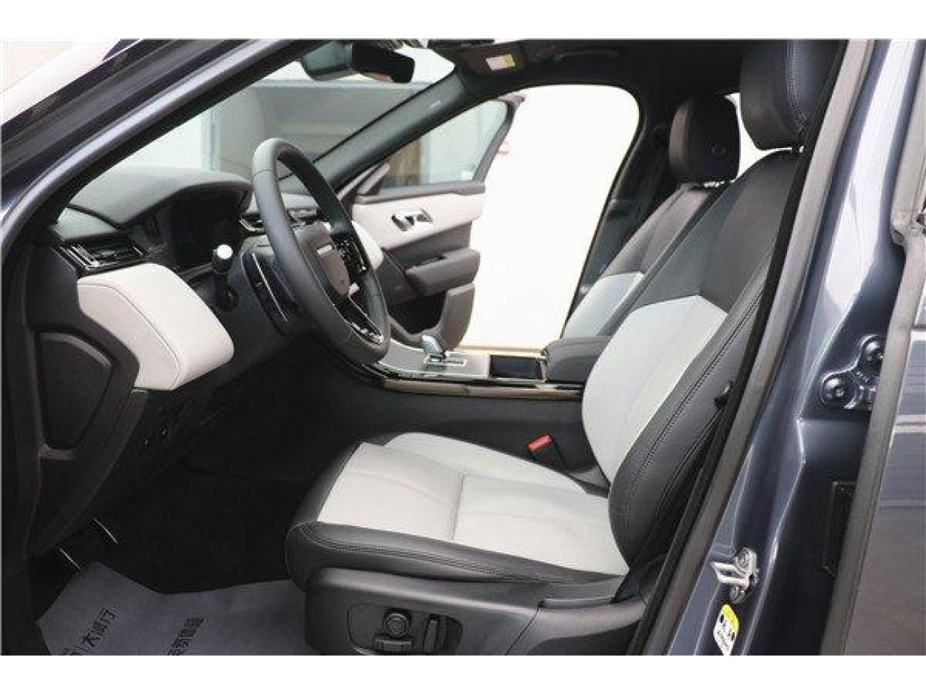 Land Rover Range Rover 2023