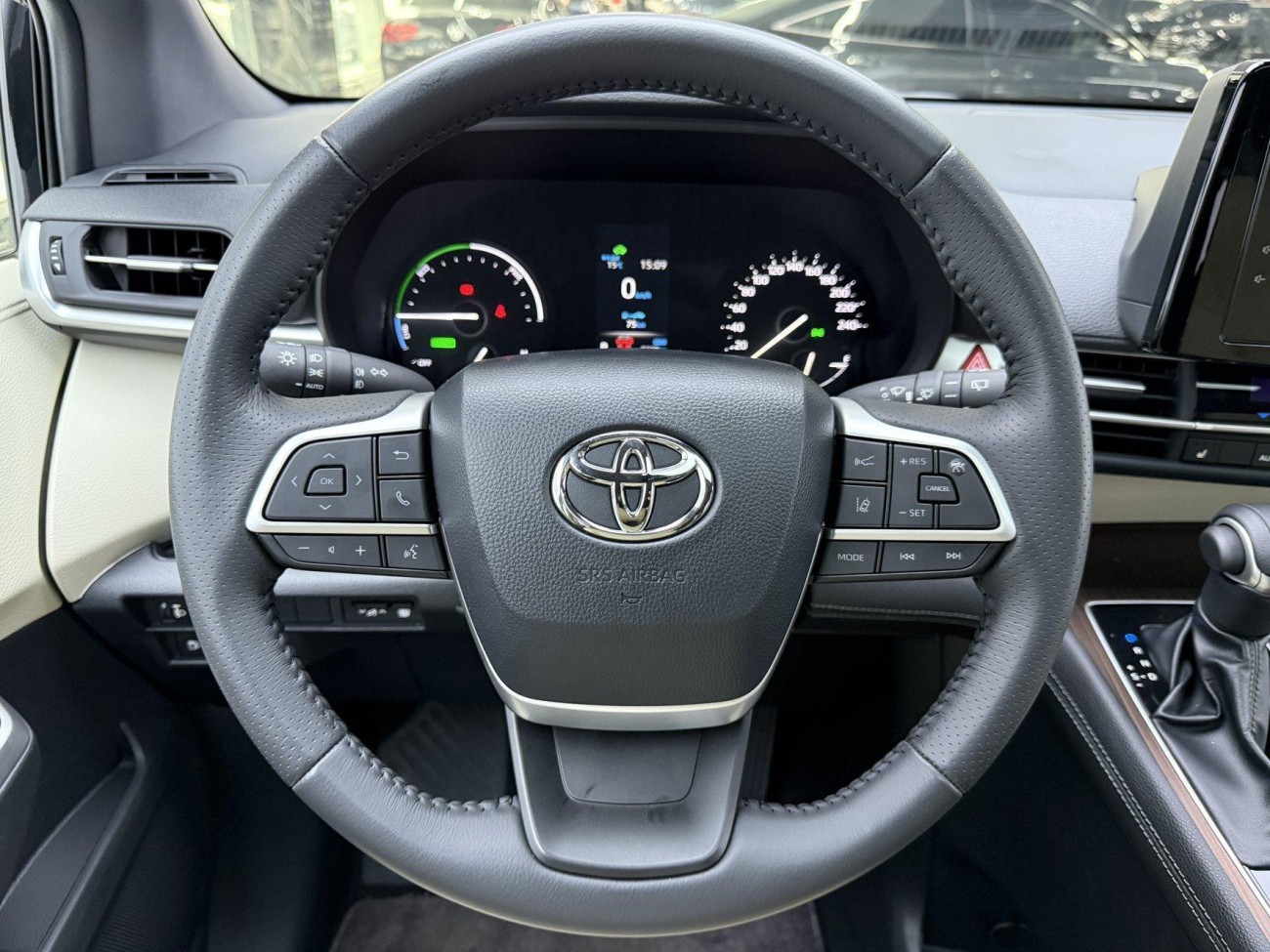 Toyota Sienna 2024