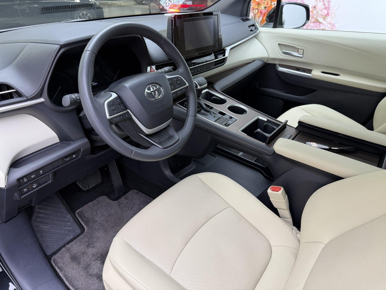 Toyota Sienna 2024