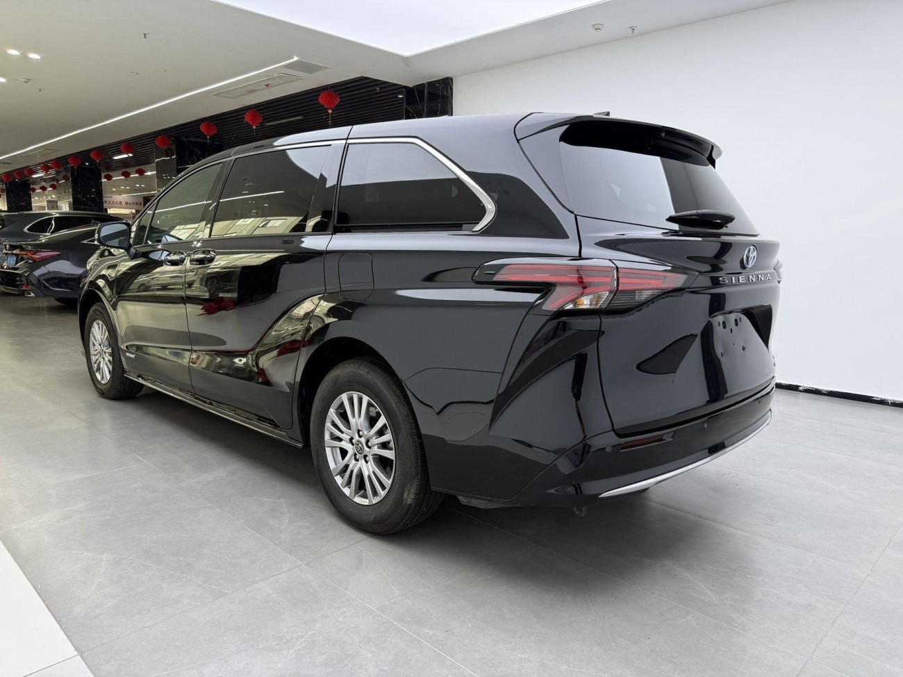 Toyota Sienna 2024