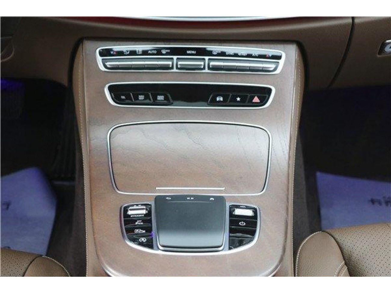 Mercedes-Benz E 300 L 2023