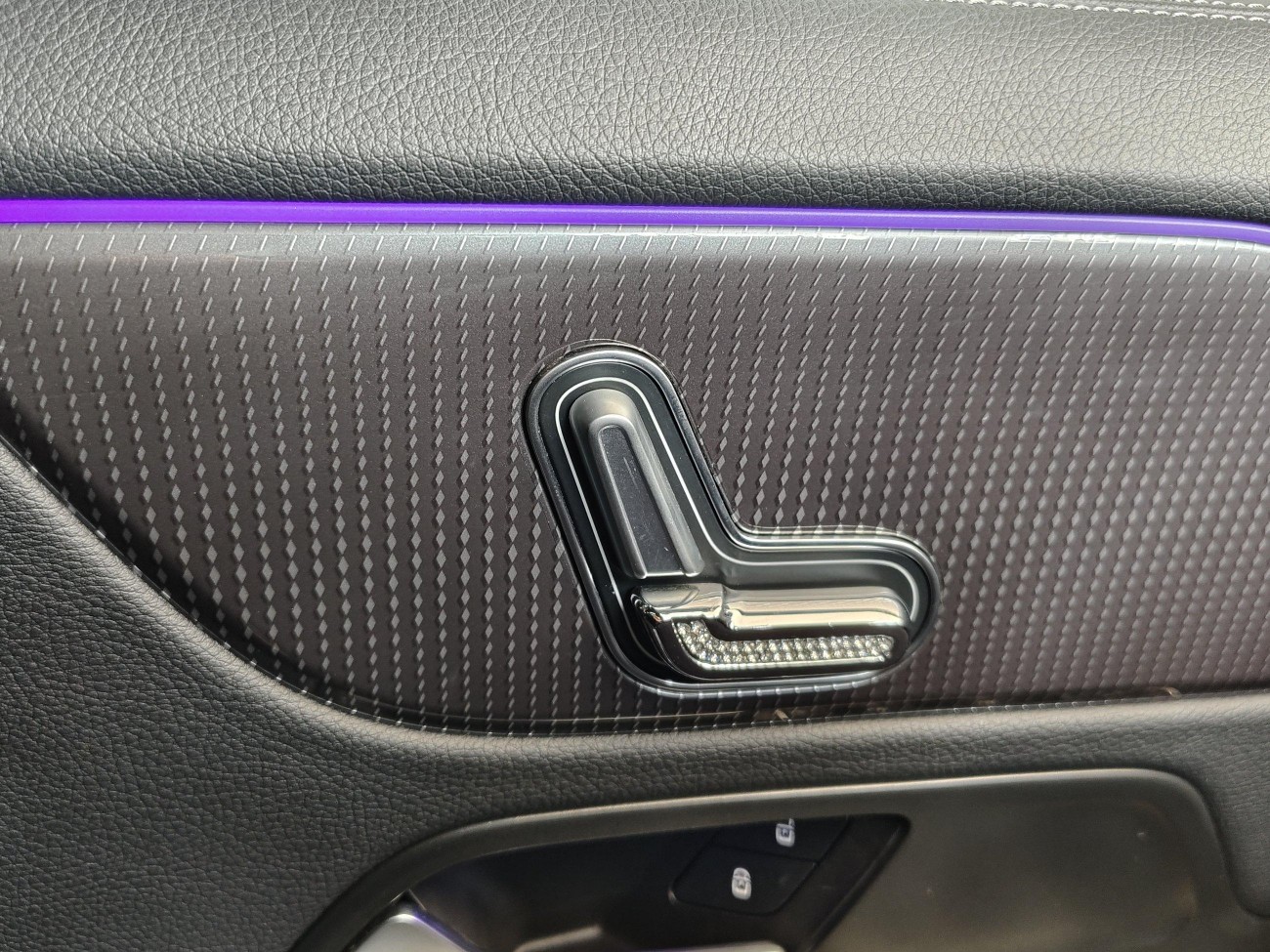 Mercedes-Benz GLA 200 2021