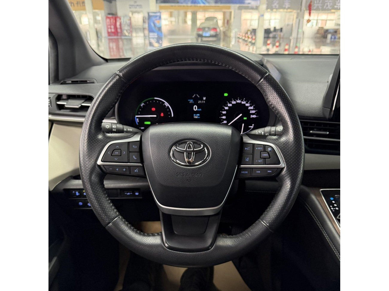 Toyota Sienna 2025