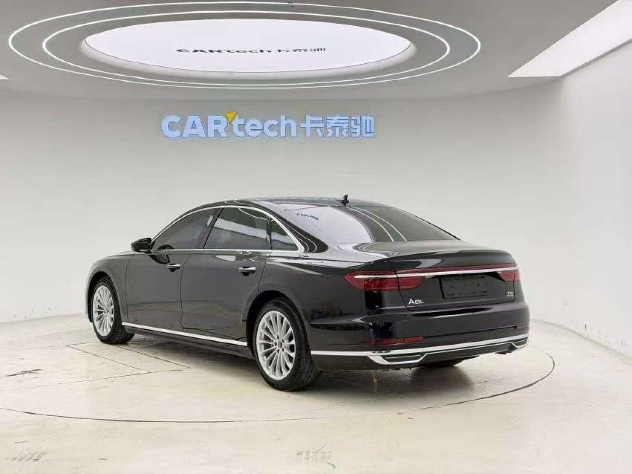 Audi A8L 50 TFSI 2021