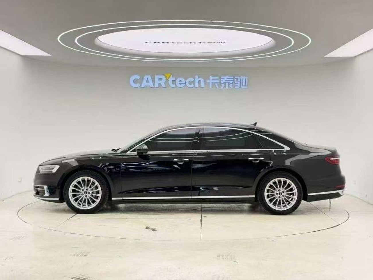 Audi A8L 50 TFSI 2021