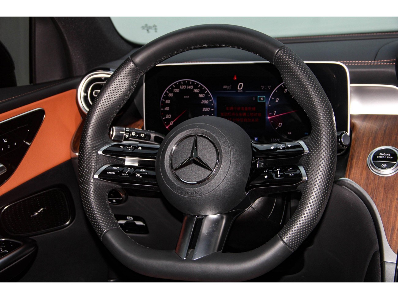 Mercedes-Benz GLC 300 L 2024