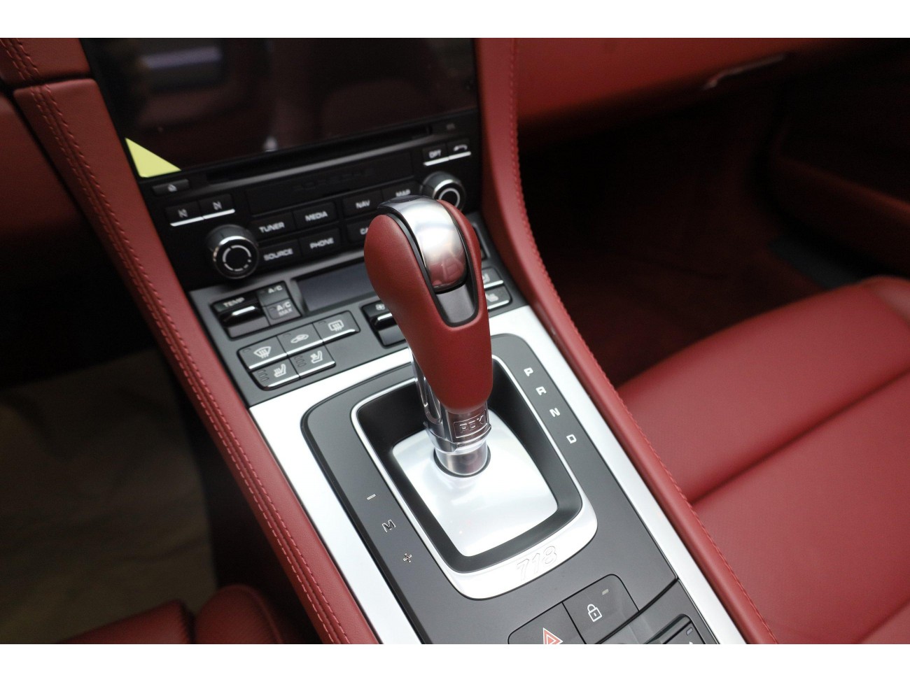Porsche Boxster 2024
