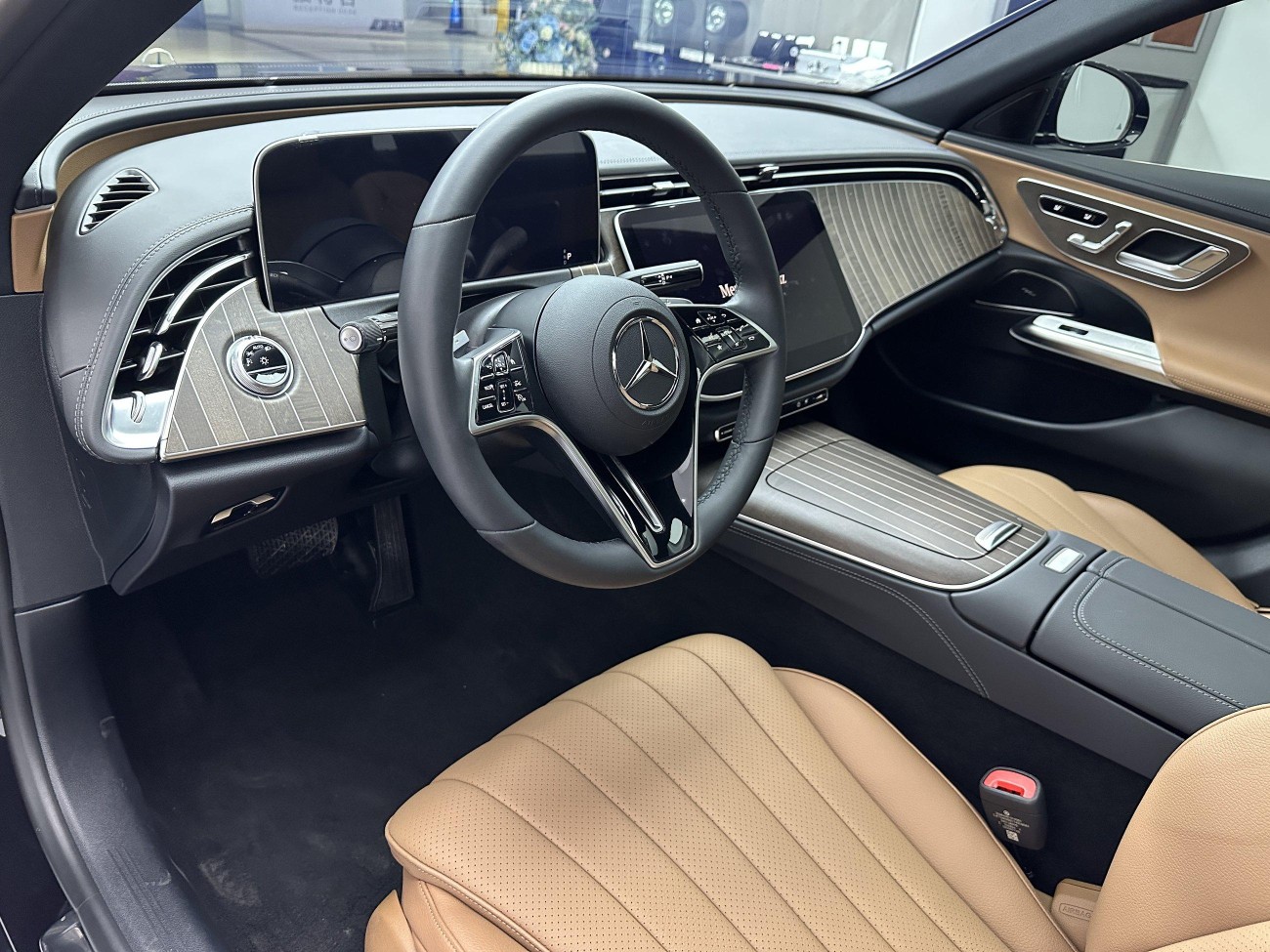 Mercedes-Benz E 300 L 2024