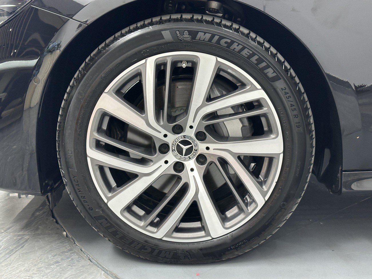 Mercedes-Benz E 300 L 2024