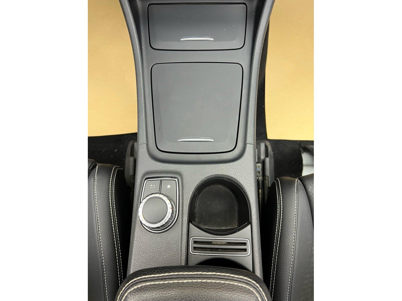 Mercedes-Benz GLA220 4MATIC 2016