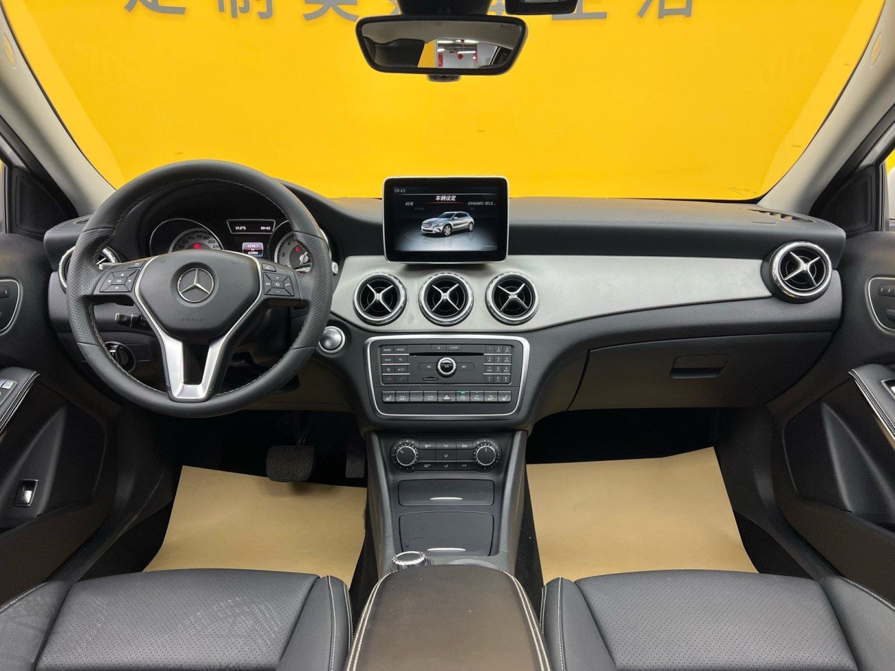 Mercedes-Benz GLA220 4MATIC 2016