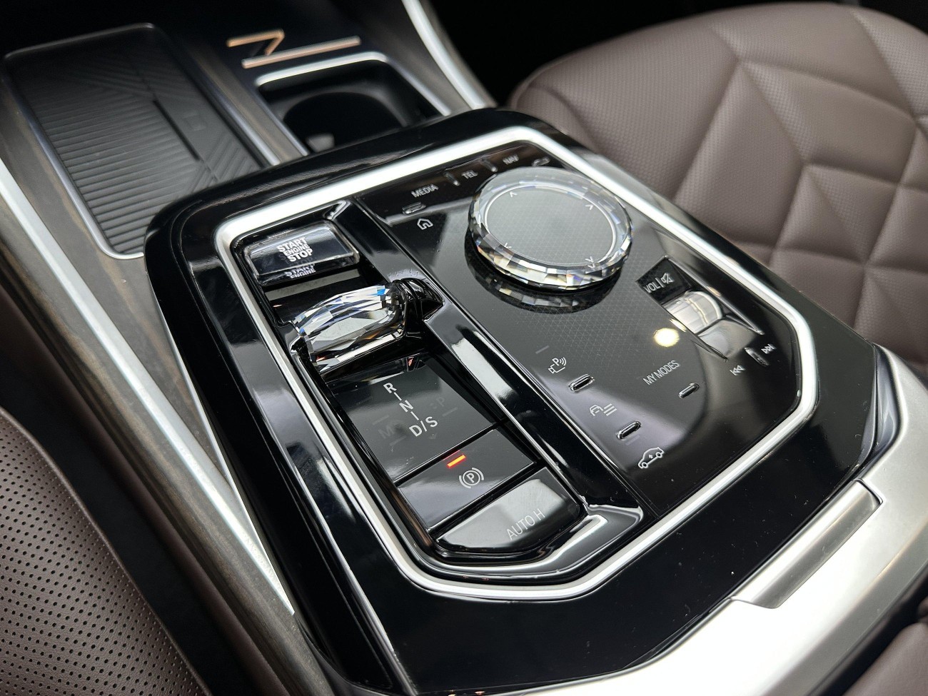 BMW 735Li 2024