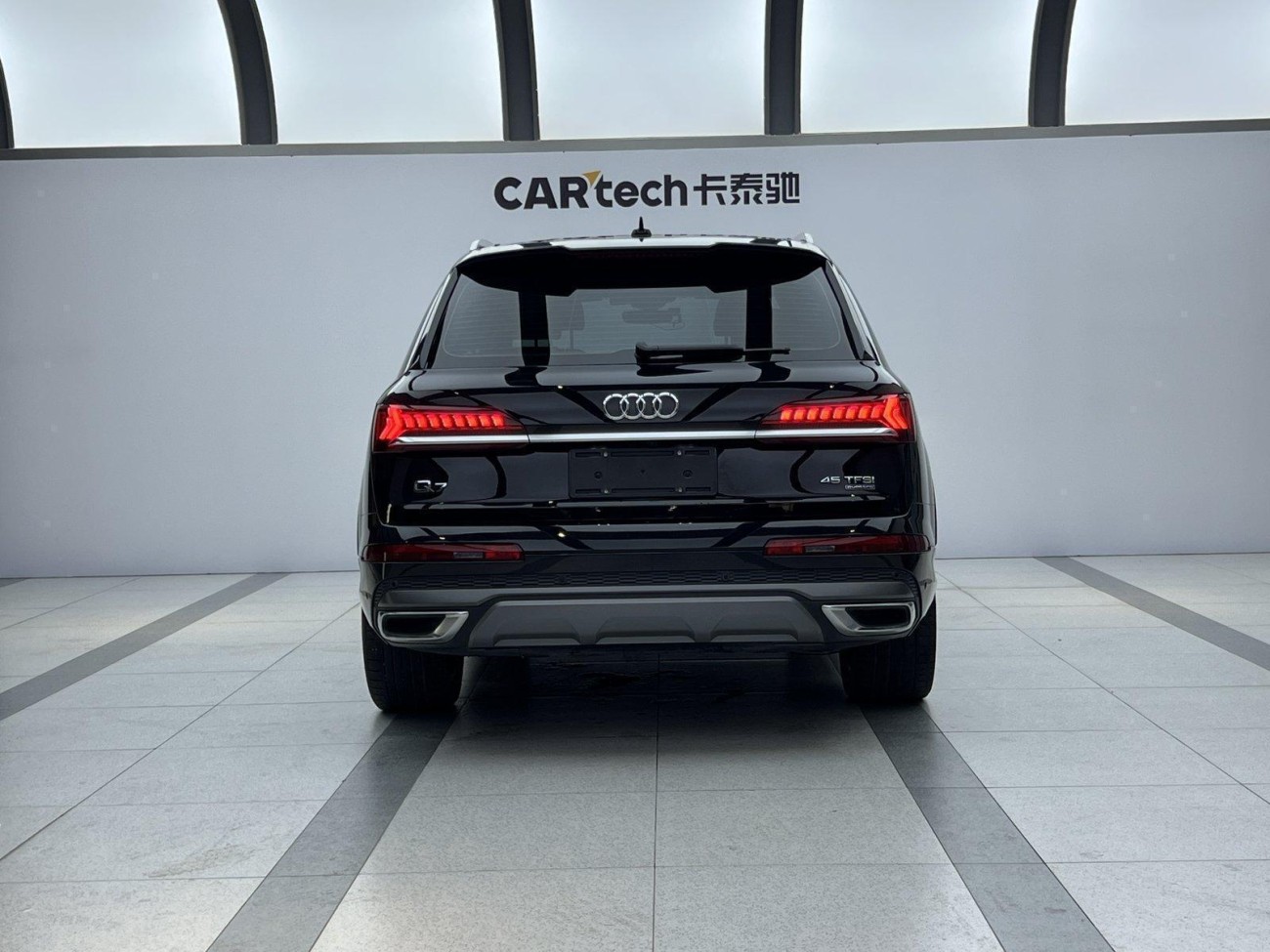 Audi Q7 45 TFSI 2023