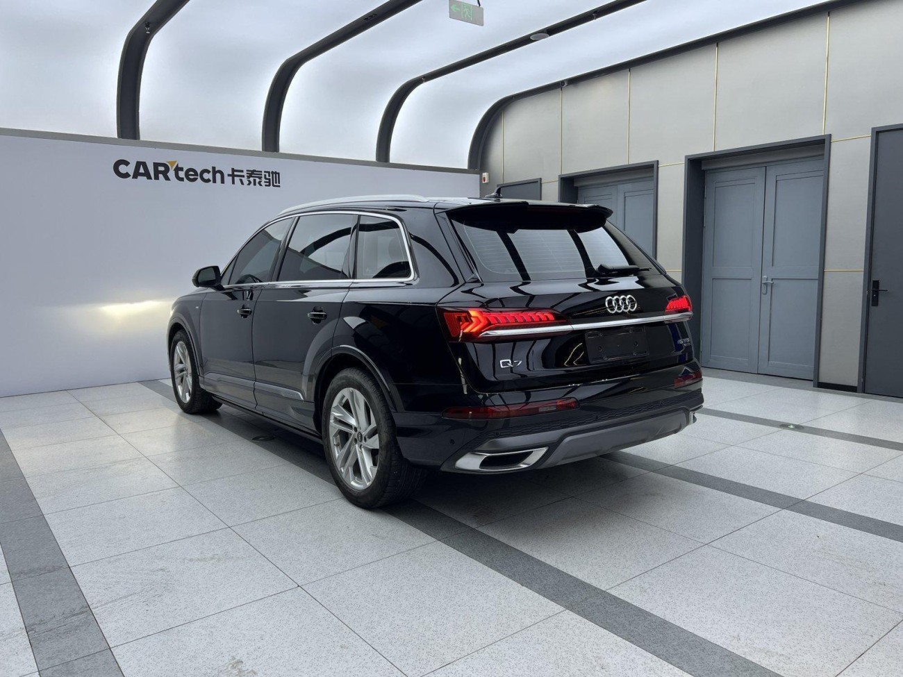 Audi Q7 45 TFSI 2023