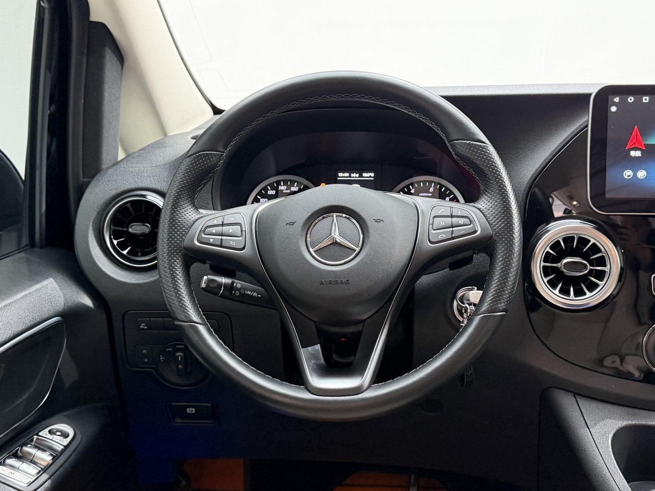 Mercedes-Benz 2021 2022