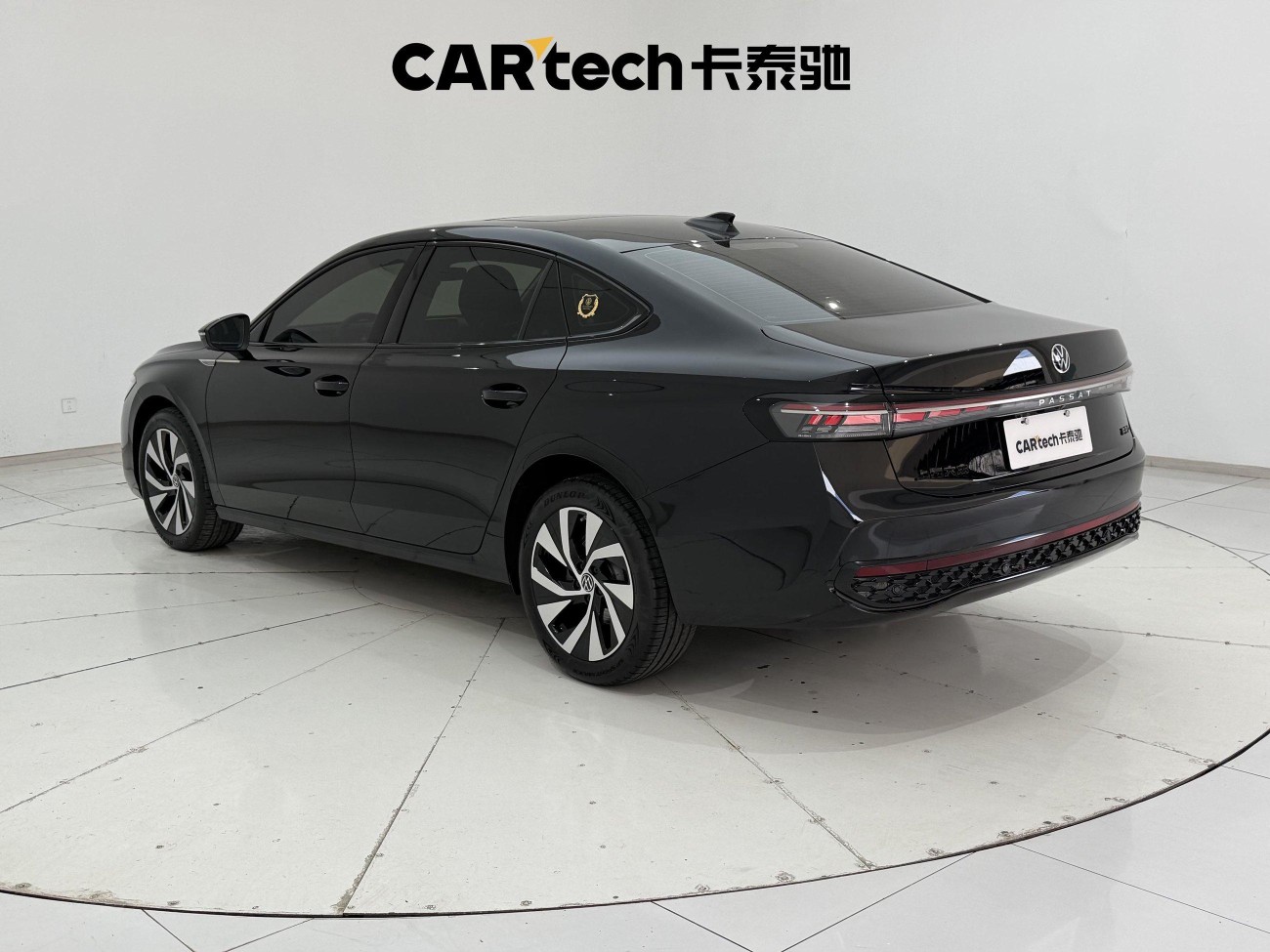 Volkswagen Passat 2025