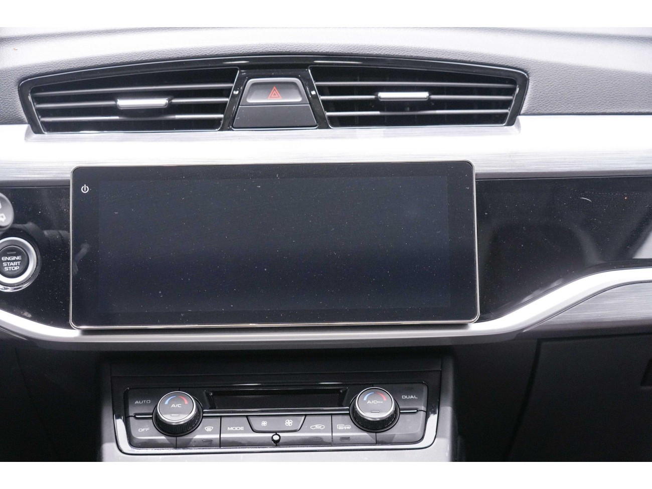 Geely Boyue 2022