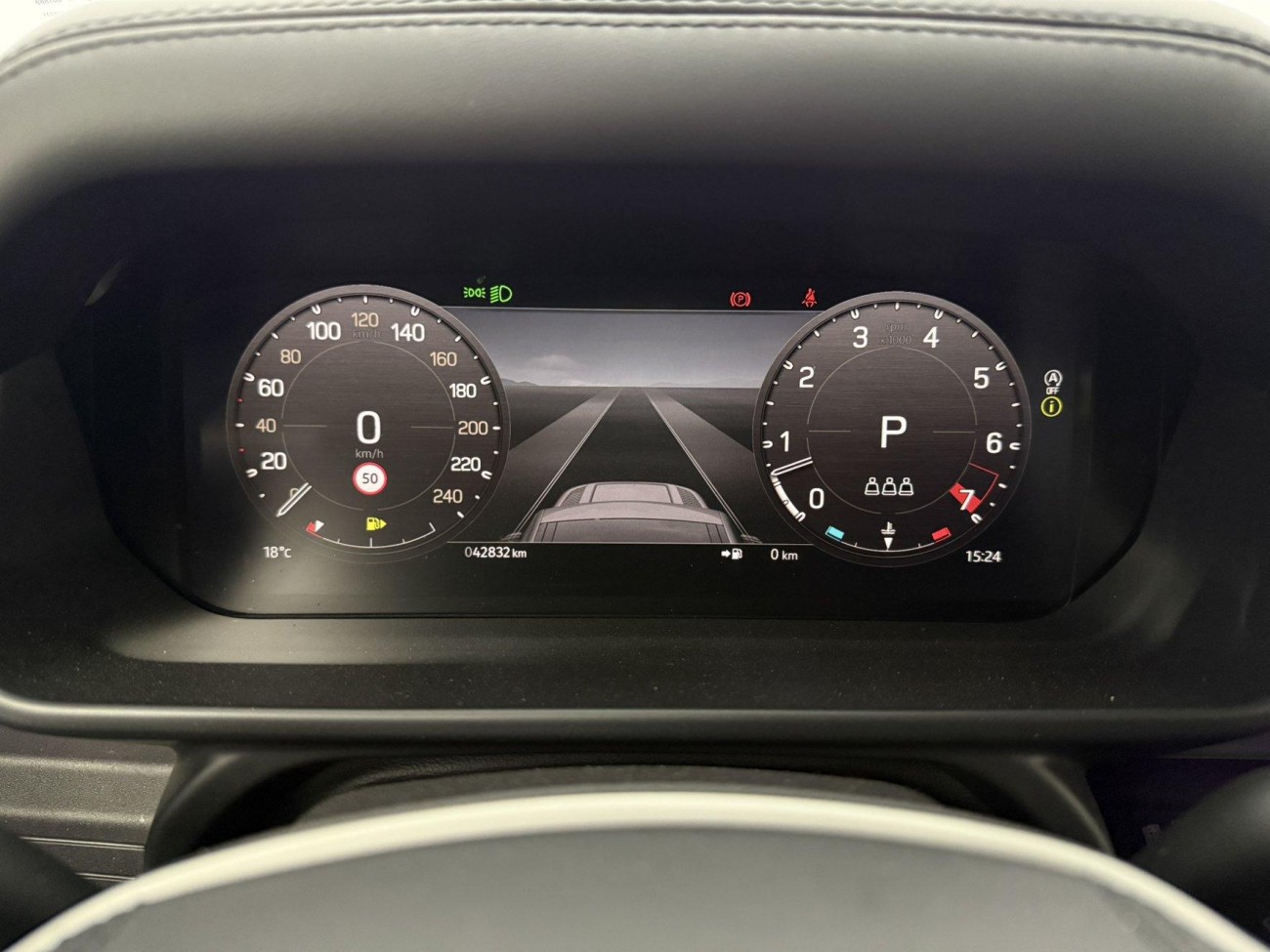 Land Rover Defender 2022