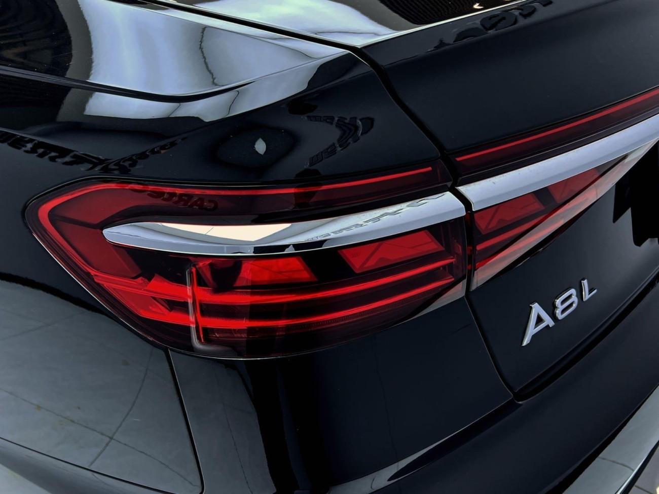Audi A8L 50 TFSI 2023