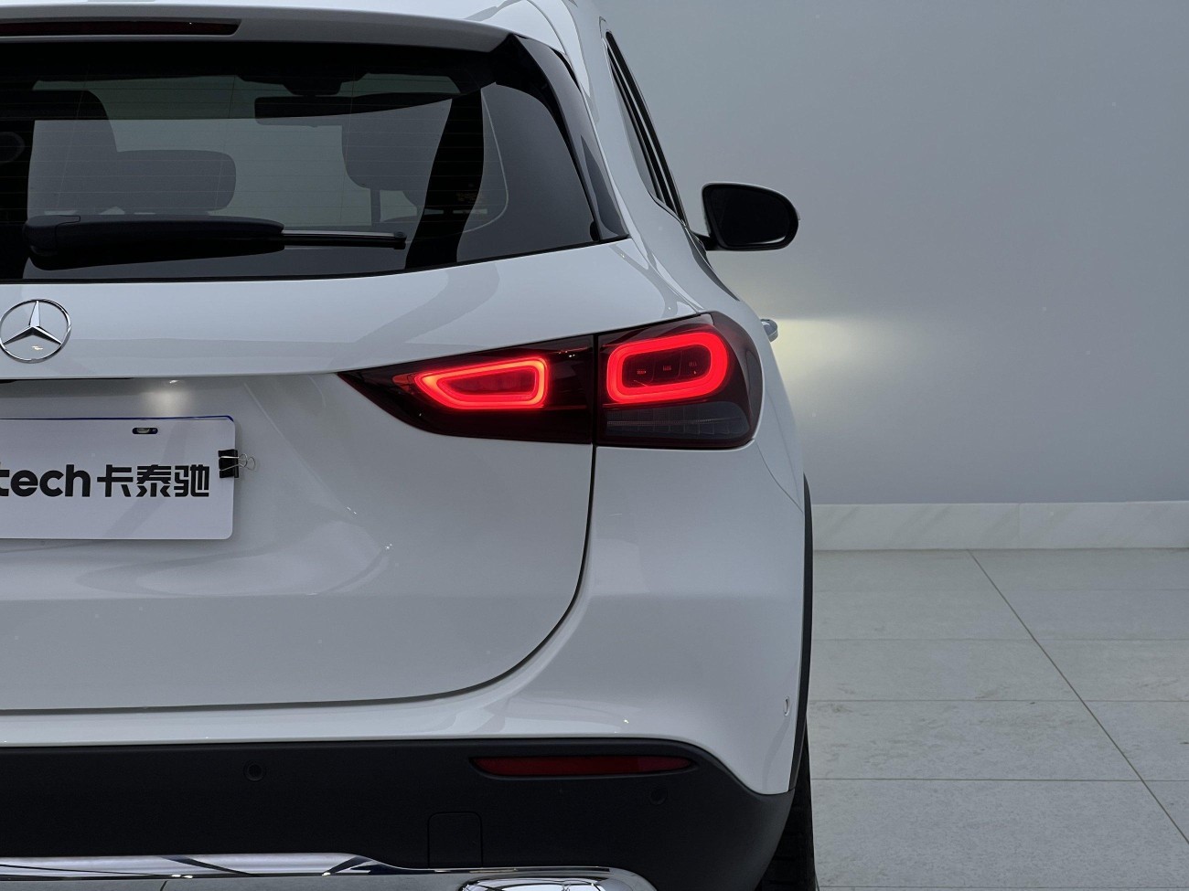 Mercedes-Benz GLA 200 2020