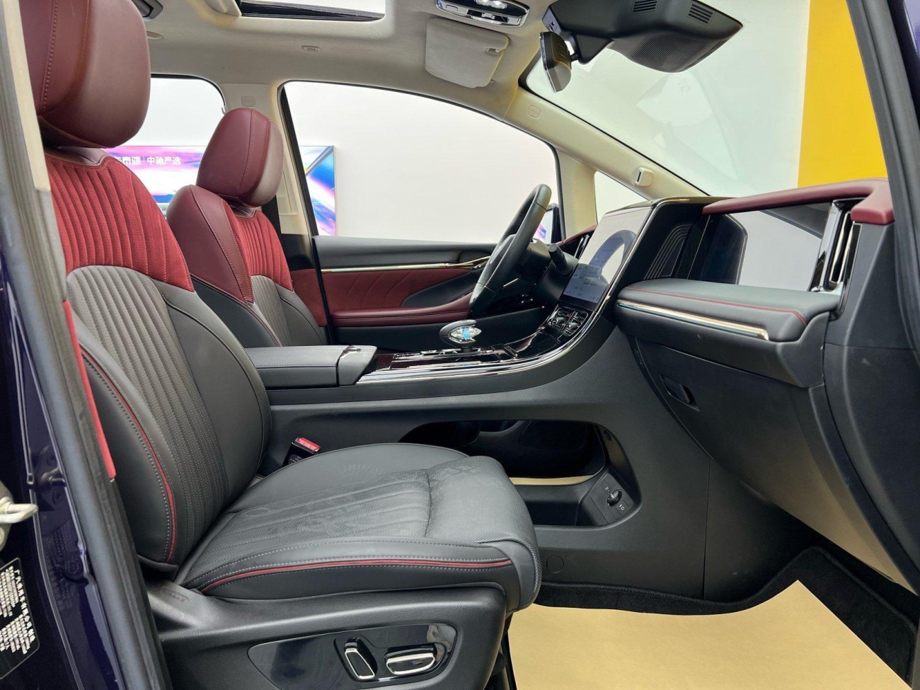 Trumpchi E9 2025