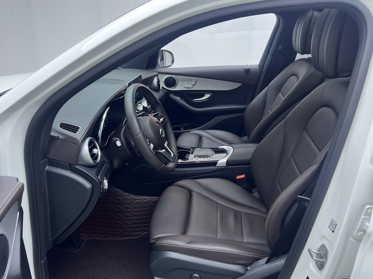 Mercedes-Benz GLC 260 L 2022