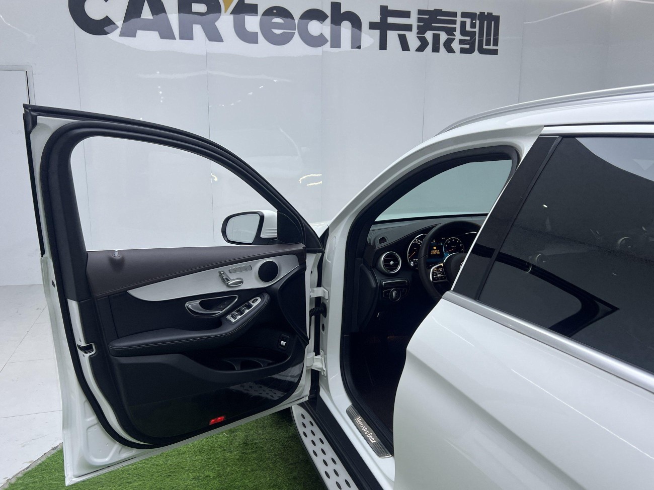 Mercedes-Benz GLC 260 L 2022