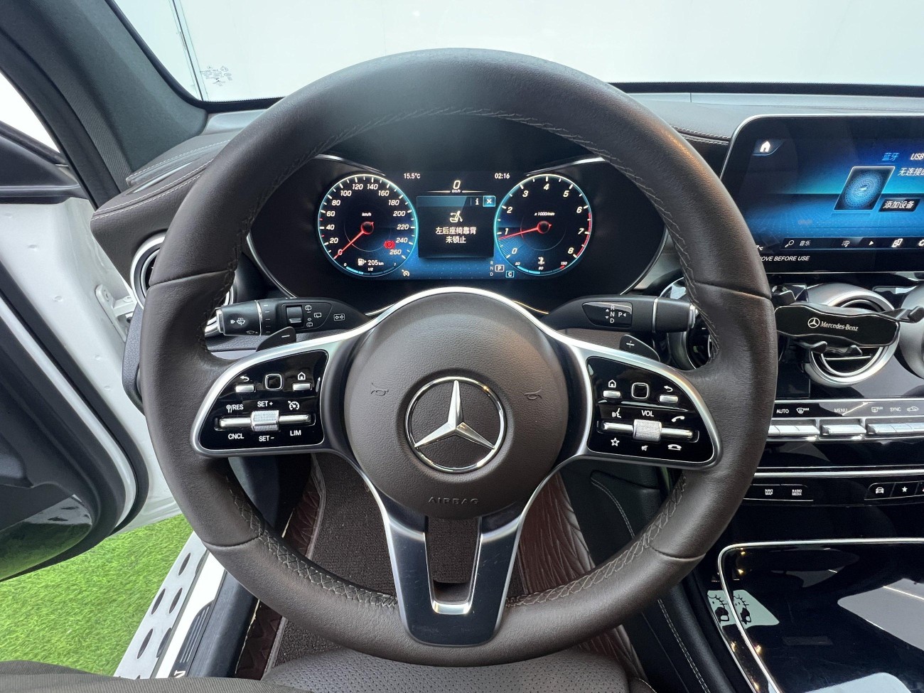 Mercedes-Benz GLC 260 L 2022